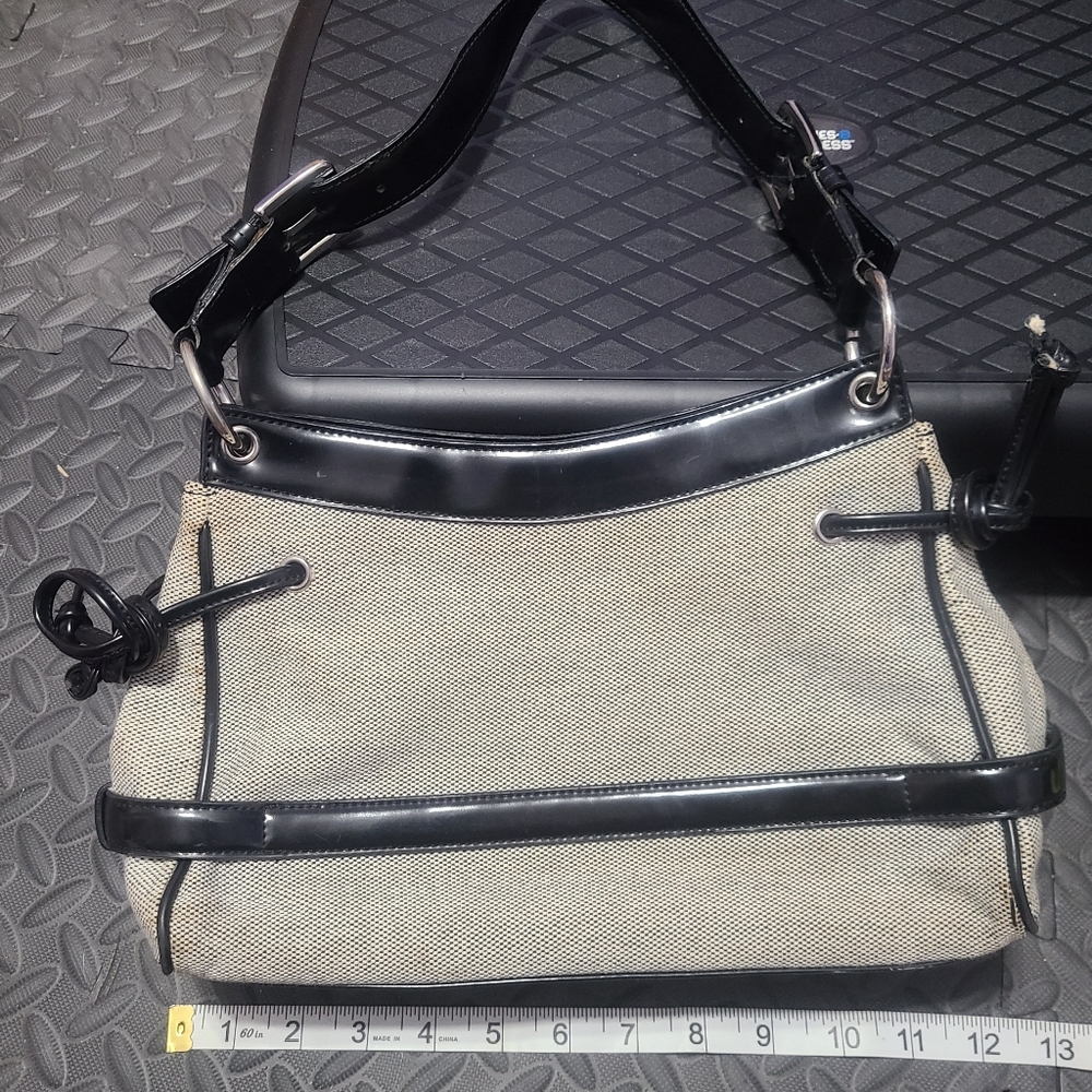 Purse - Picture 3 of 3